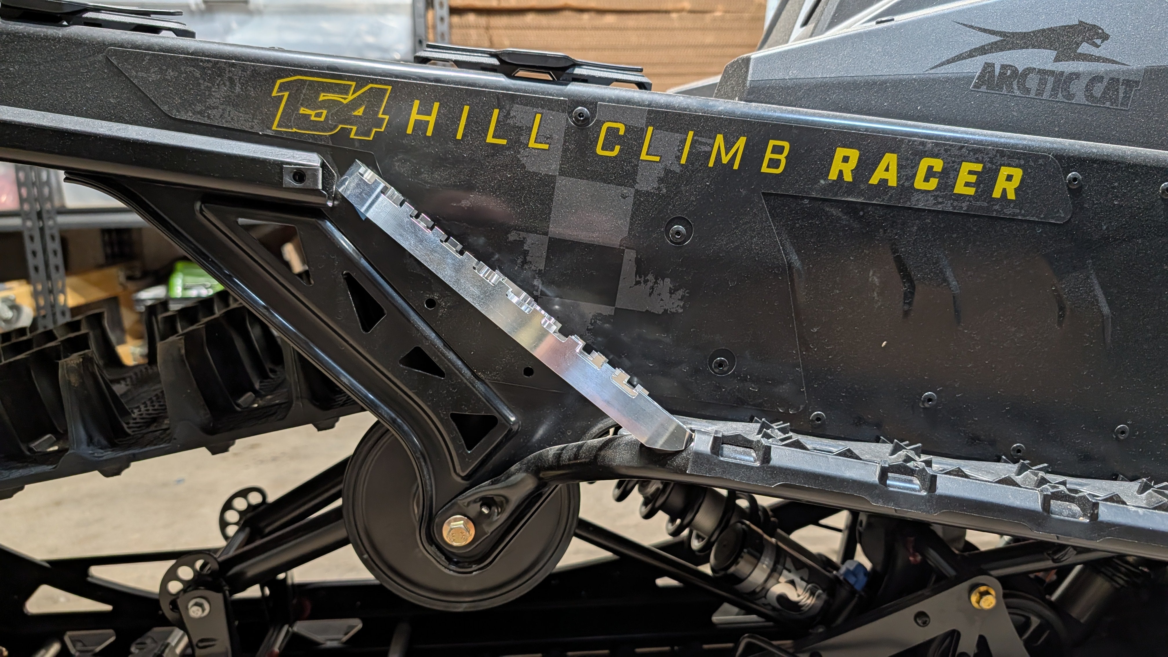 EMZ Integrated Rear Gusset - Catalyst