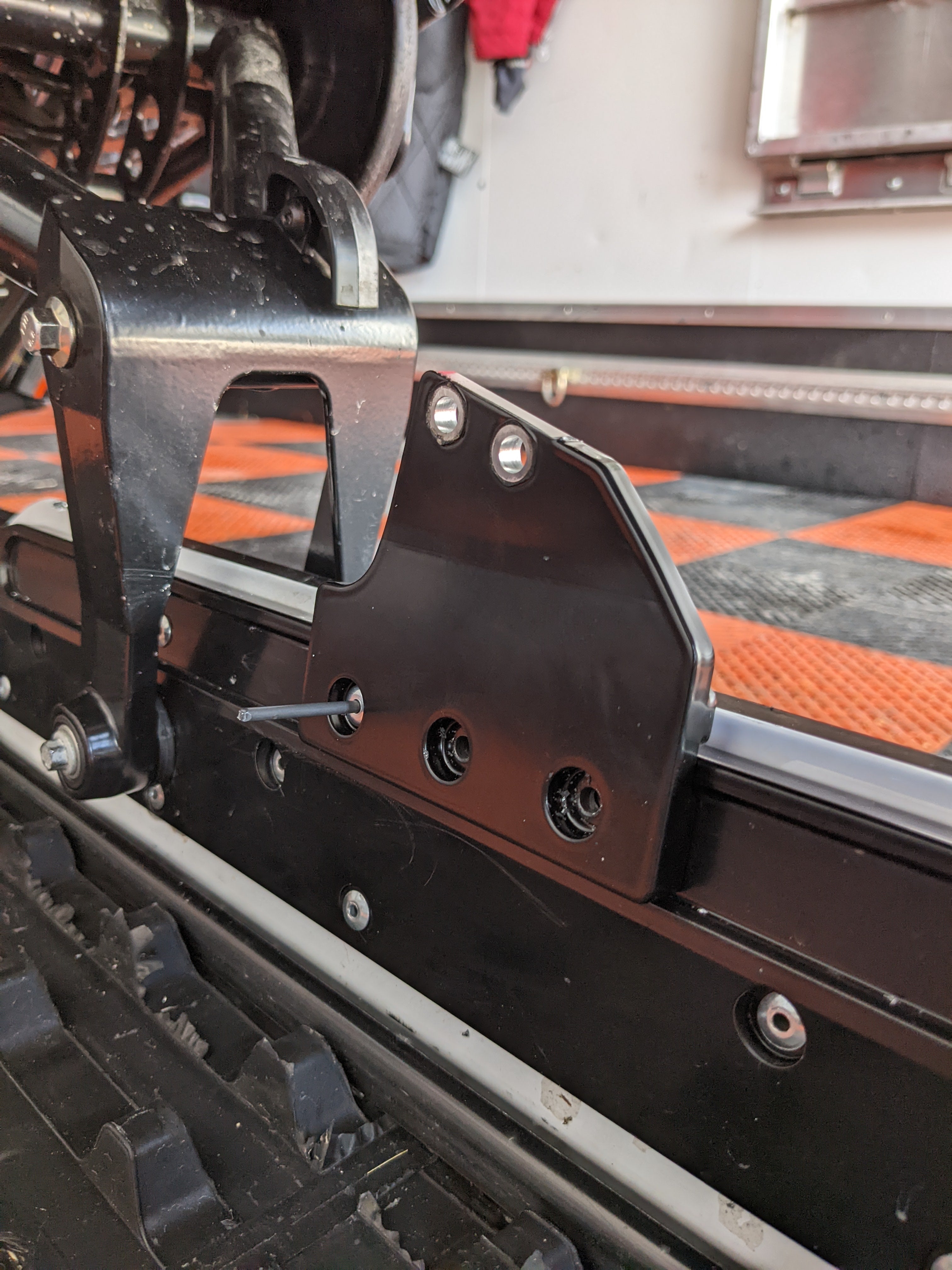 Omega Rear Coupling System